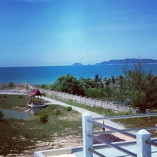 Kanza Beach Inn Marang Exterior photo